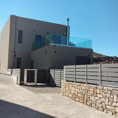 Villa Miron Kamilari Bagian luar foto
