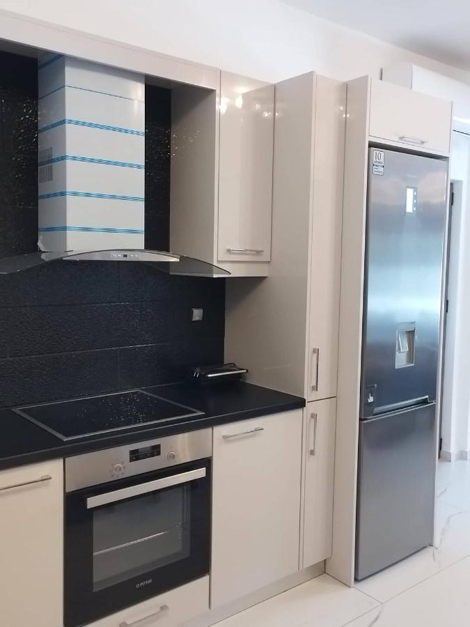 Villa Miron Kamilari Bagian luar foto