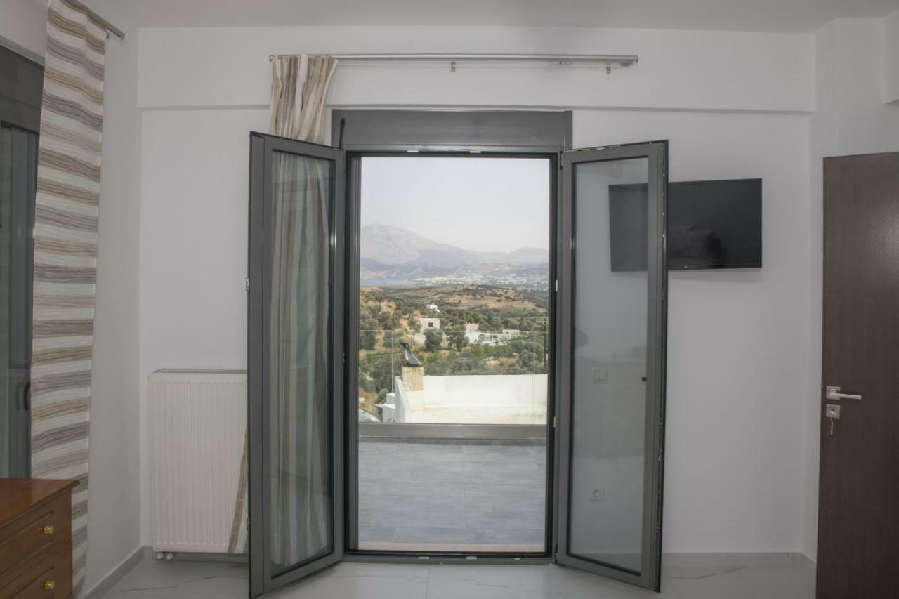 Villa Miron Kamilari Bagian luar foto
